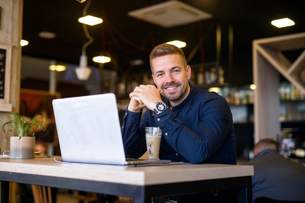 Como abrir uma agência de marketing digital [Passo a Passo]